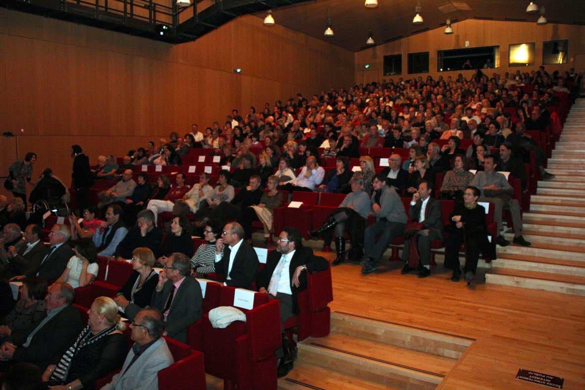 Theatre-des-Aspres 1