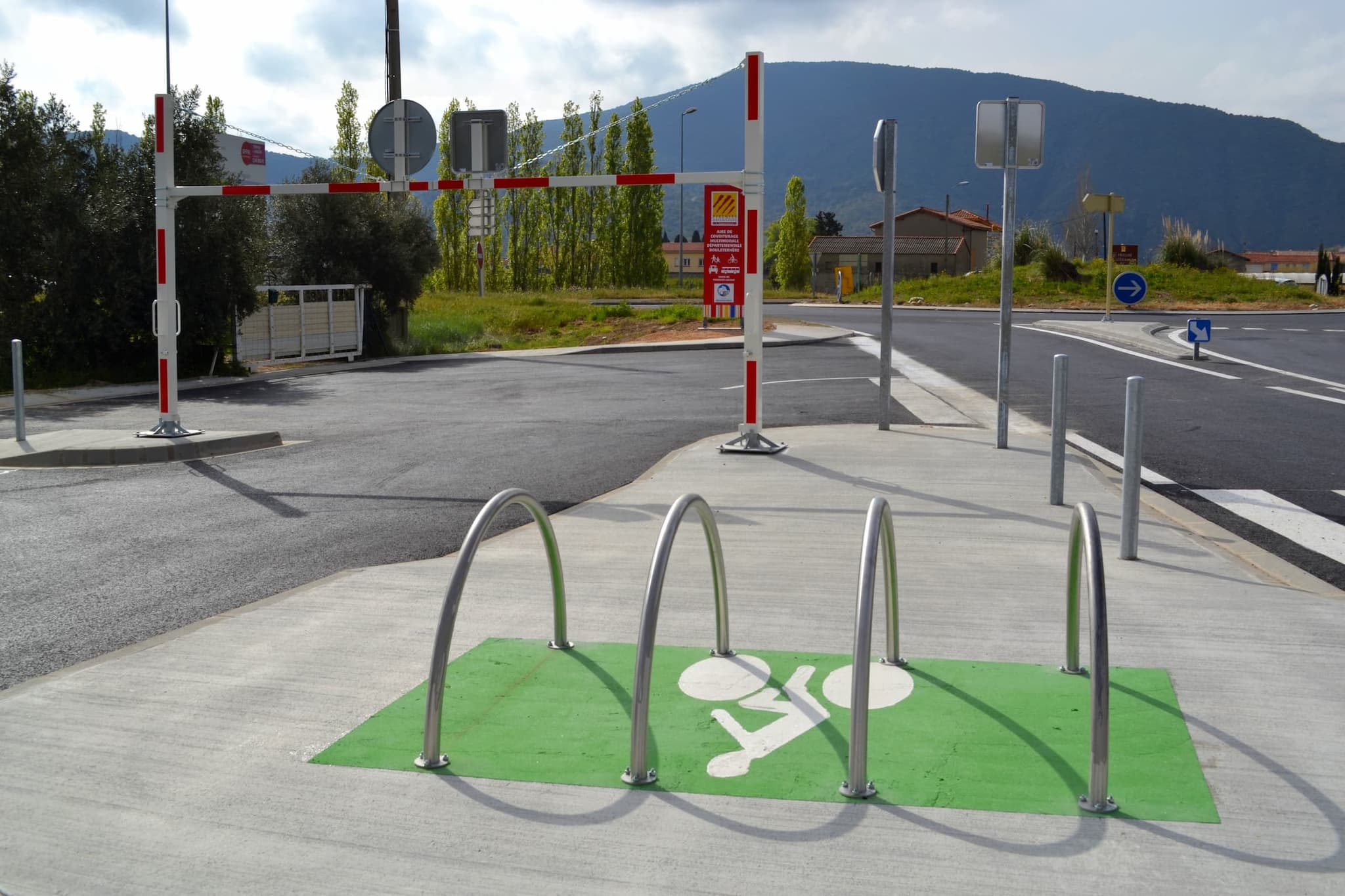 aire-multimodale-bouleternere-parking-velo