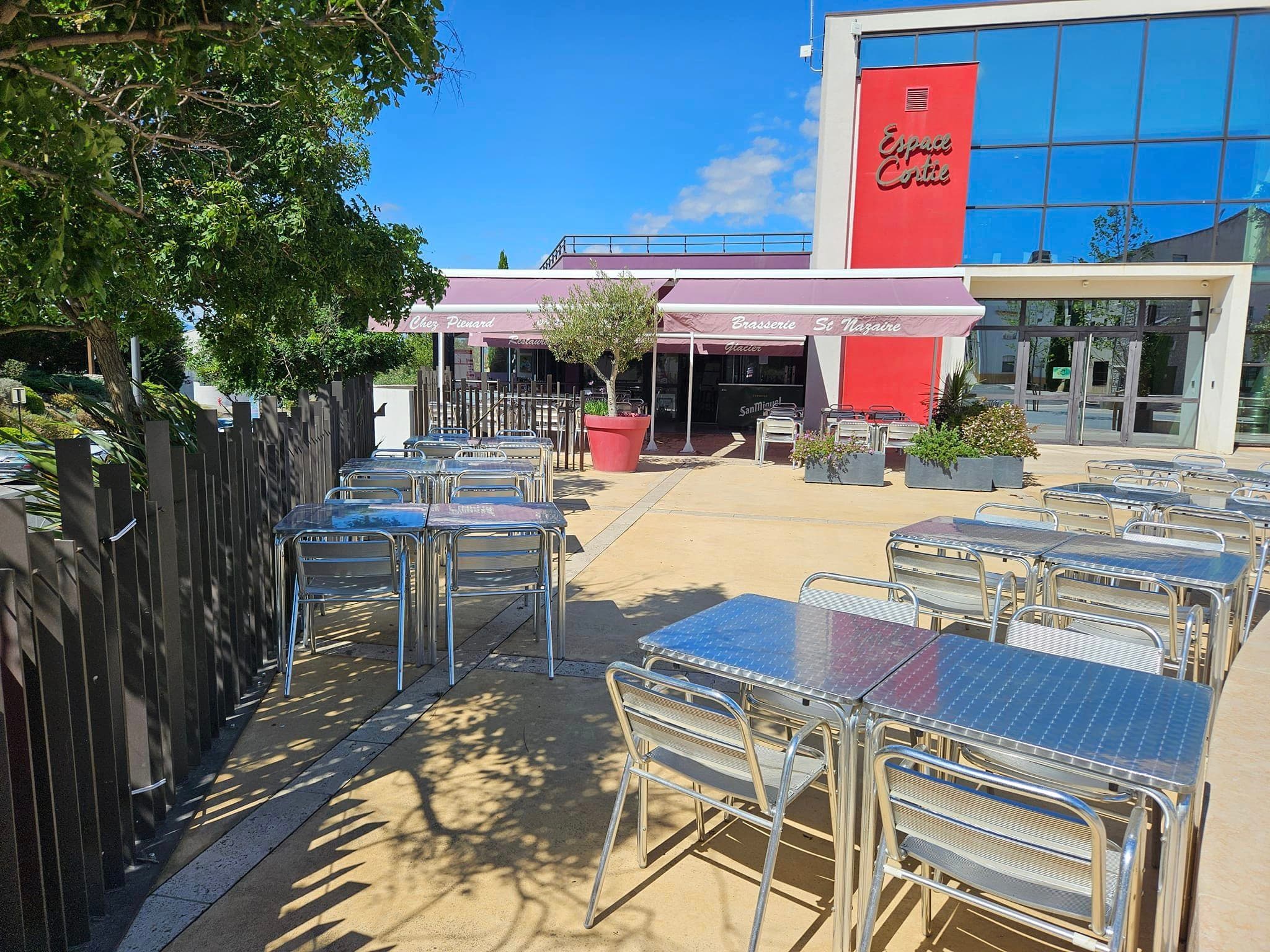 espace restaurant Saint Nazaire
