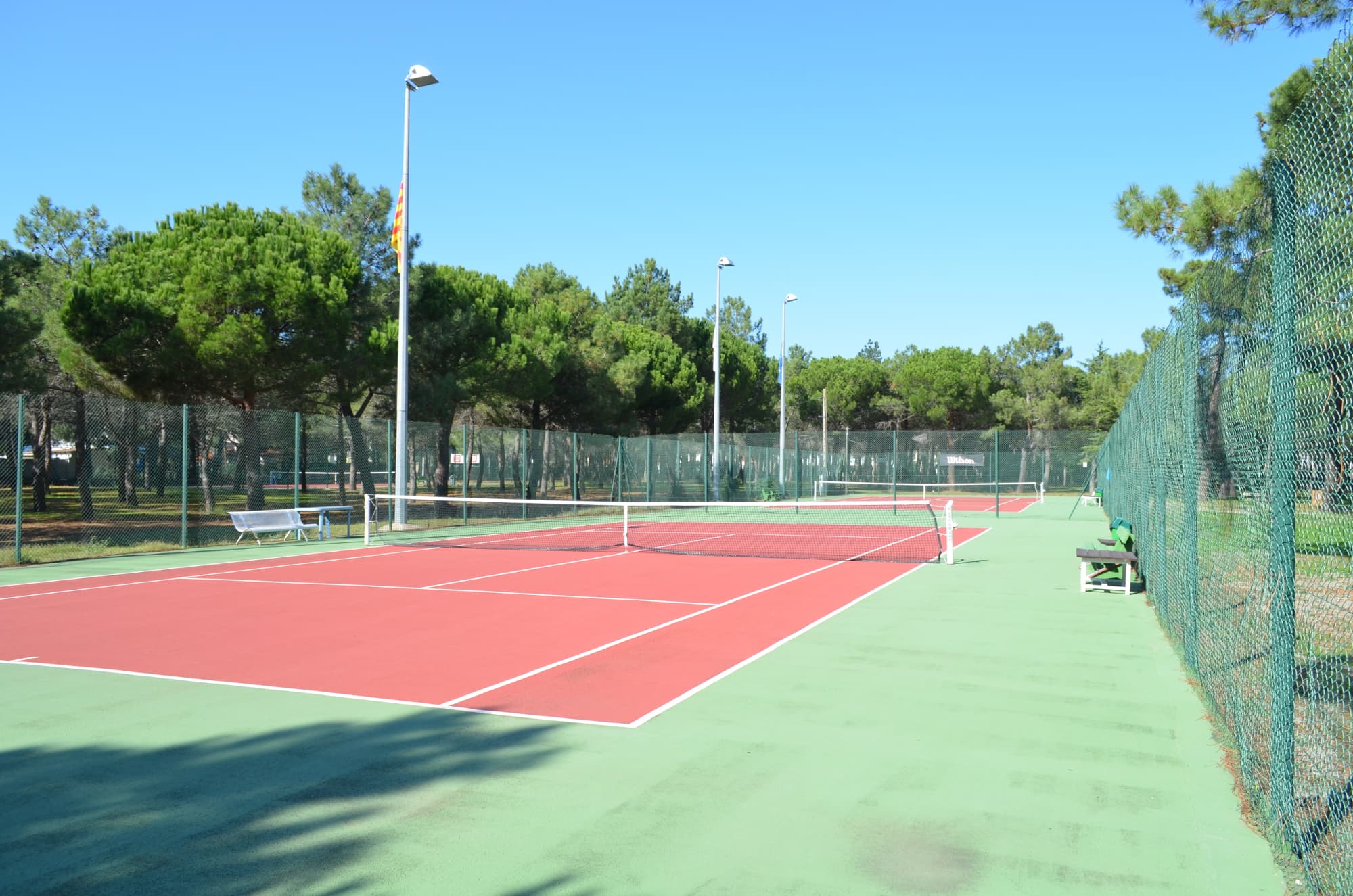 forest_pins_tennis_argeles_2015_2