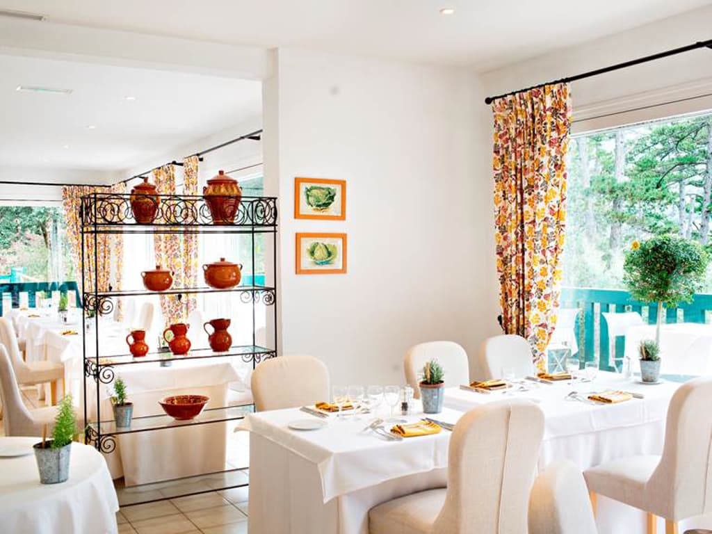 la_pinede_amelie_restaurant