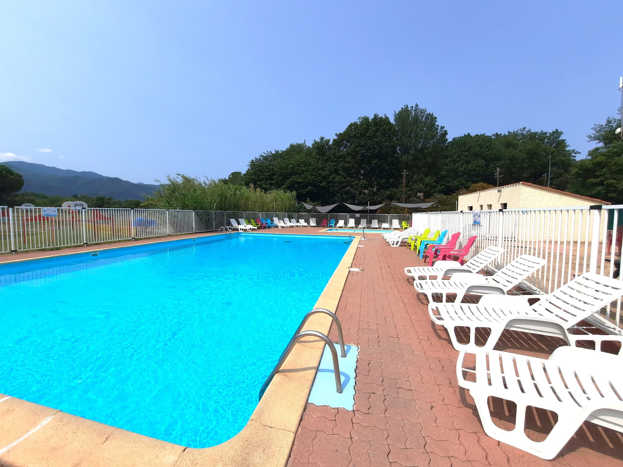 CAMPING LES CASTEILLETS 3