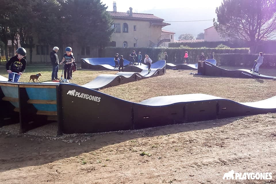 pumptrack-modulaire-enfants-bouleternere