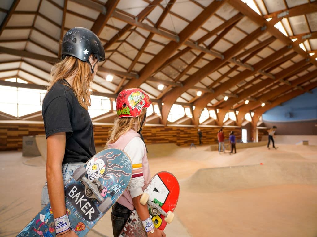PORT BARCARES INDOOR