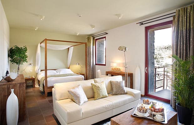 site-chambre-dessus-junior-suite-01