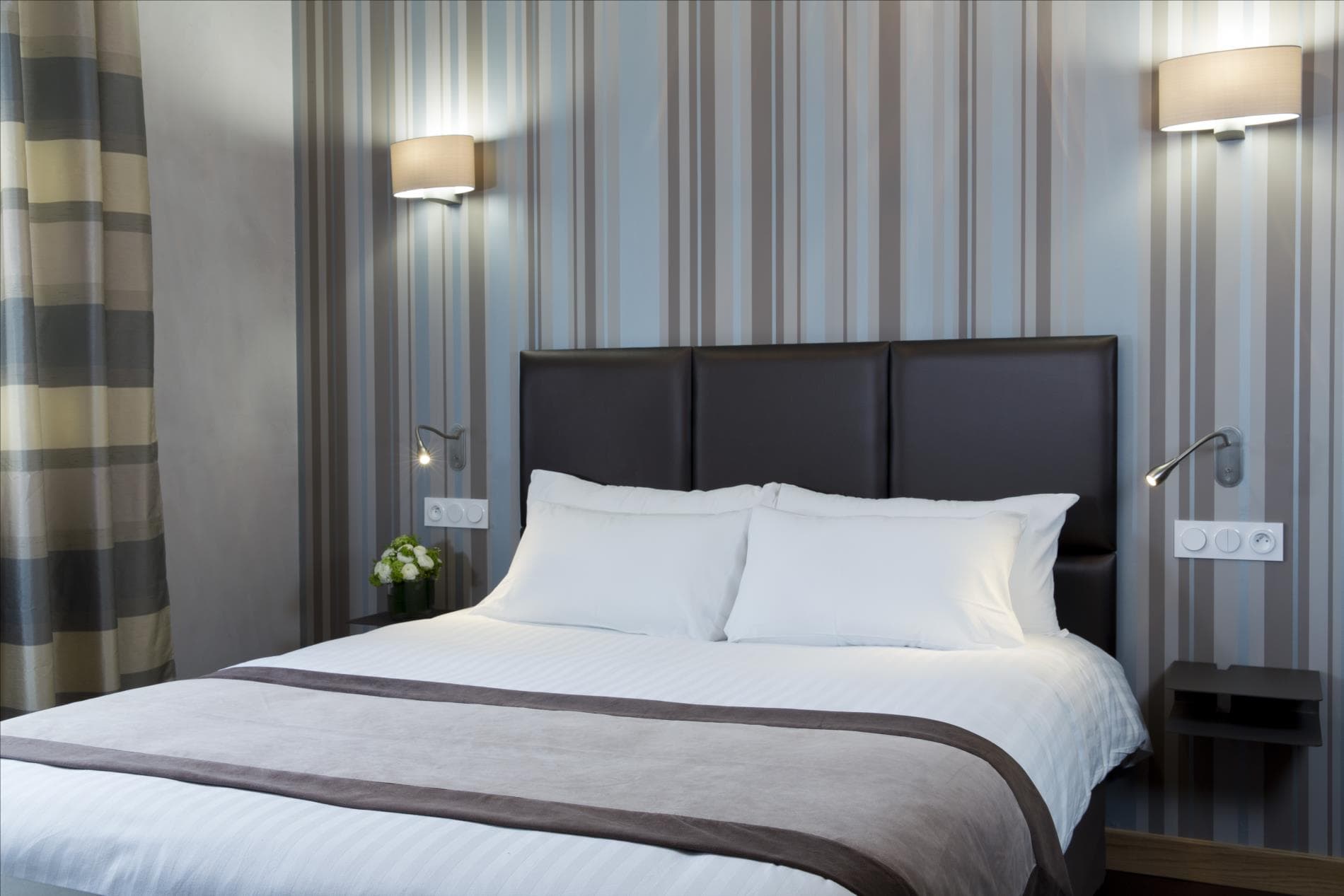Hôtel d'Orléans CHAMBRE