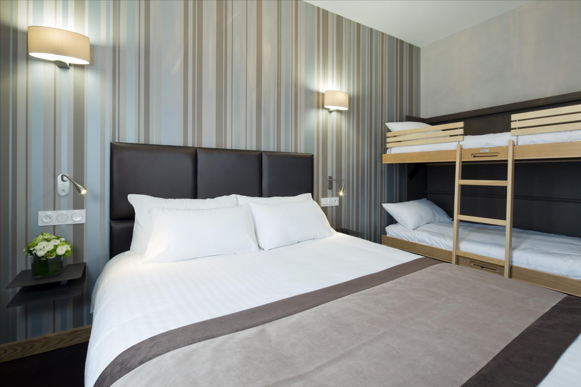 Hôtel d'Orléans CHAMBRE