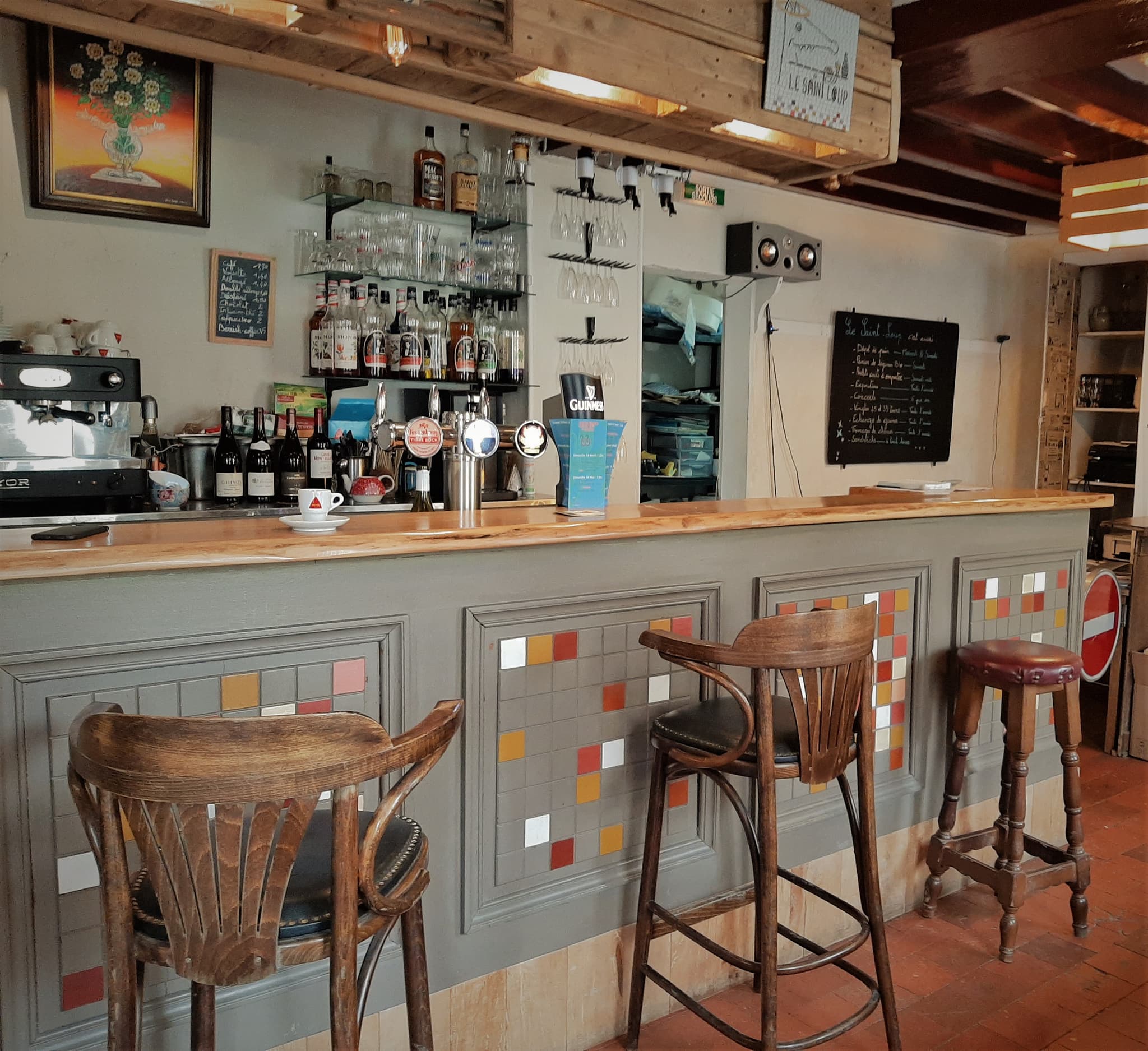Cernoy en Berry-Restaurant Le Saint-Loup-Bar