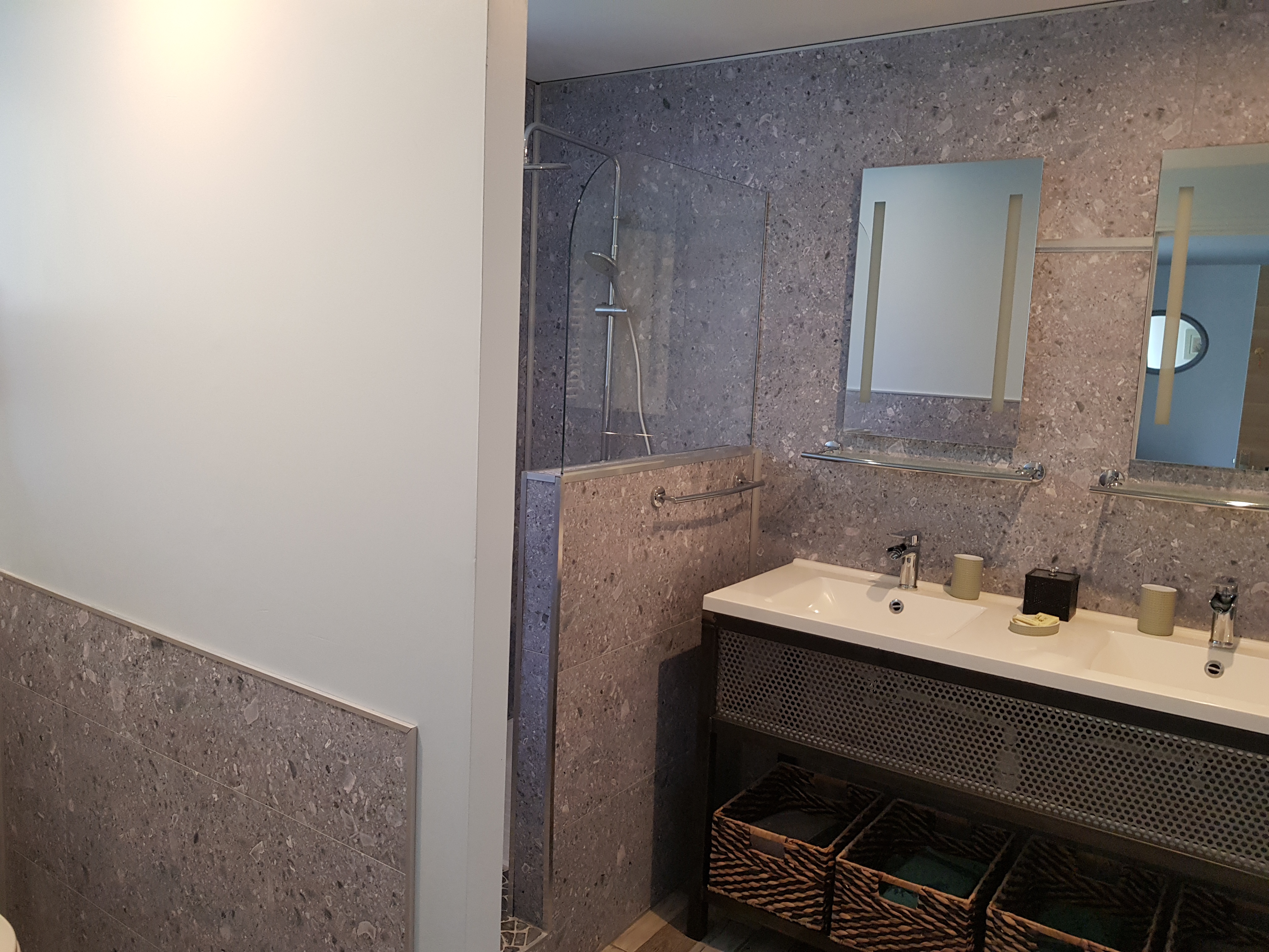 chambre sancerre, salle d'eau