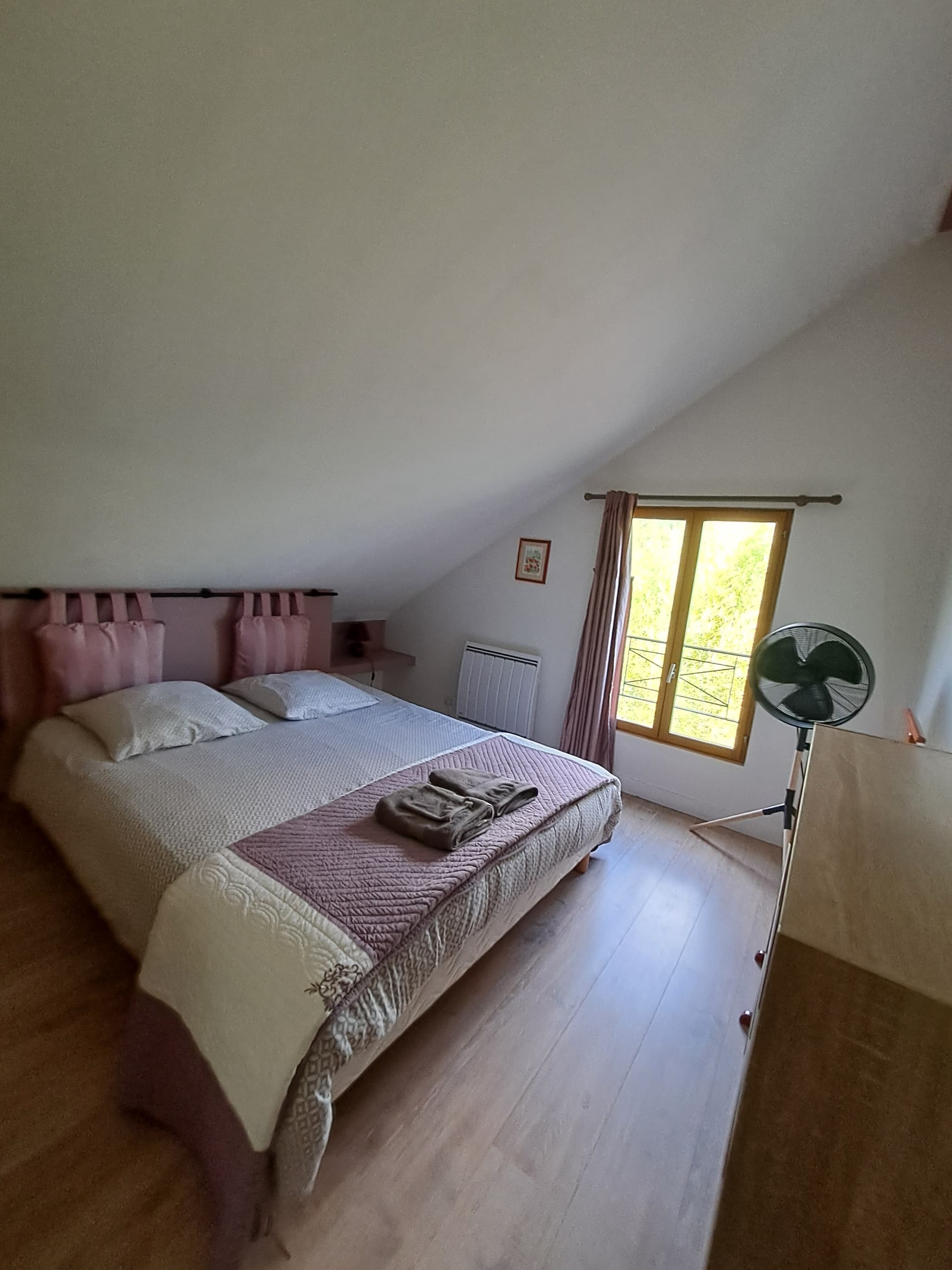 CHAMBRE1 ETAGE