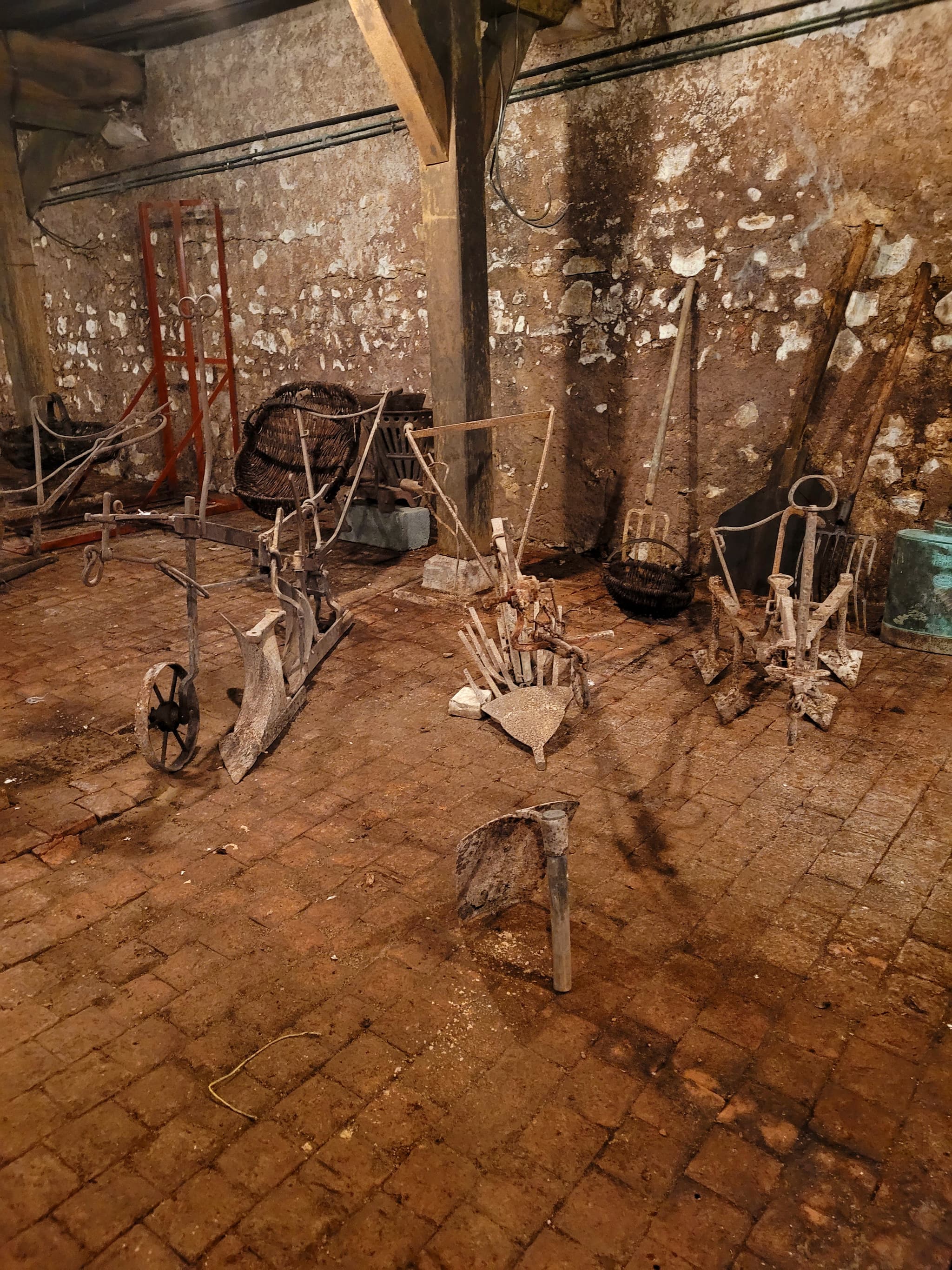 Outils de l'Estang