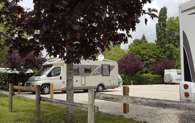 Aire CAMPING-CAR PARK de Lailly-en-Val