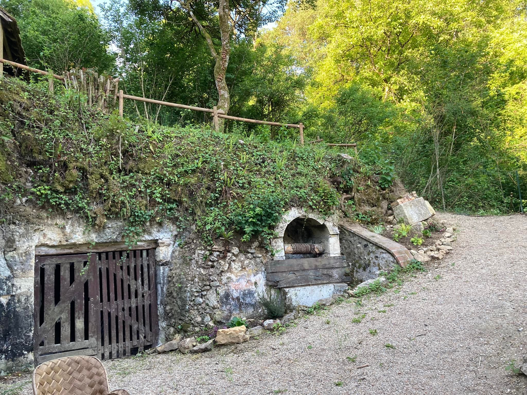 devant la maison