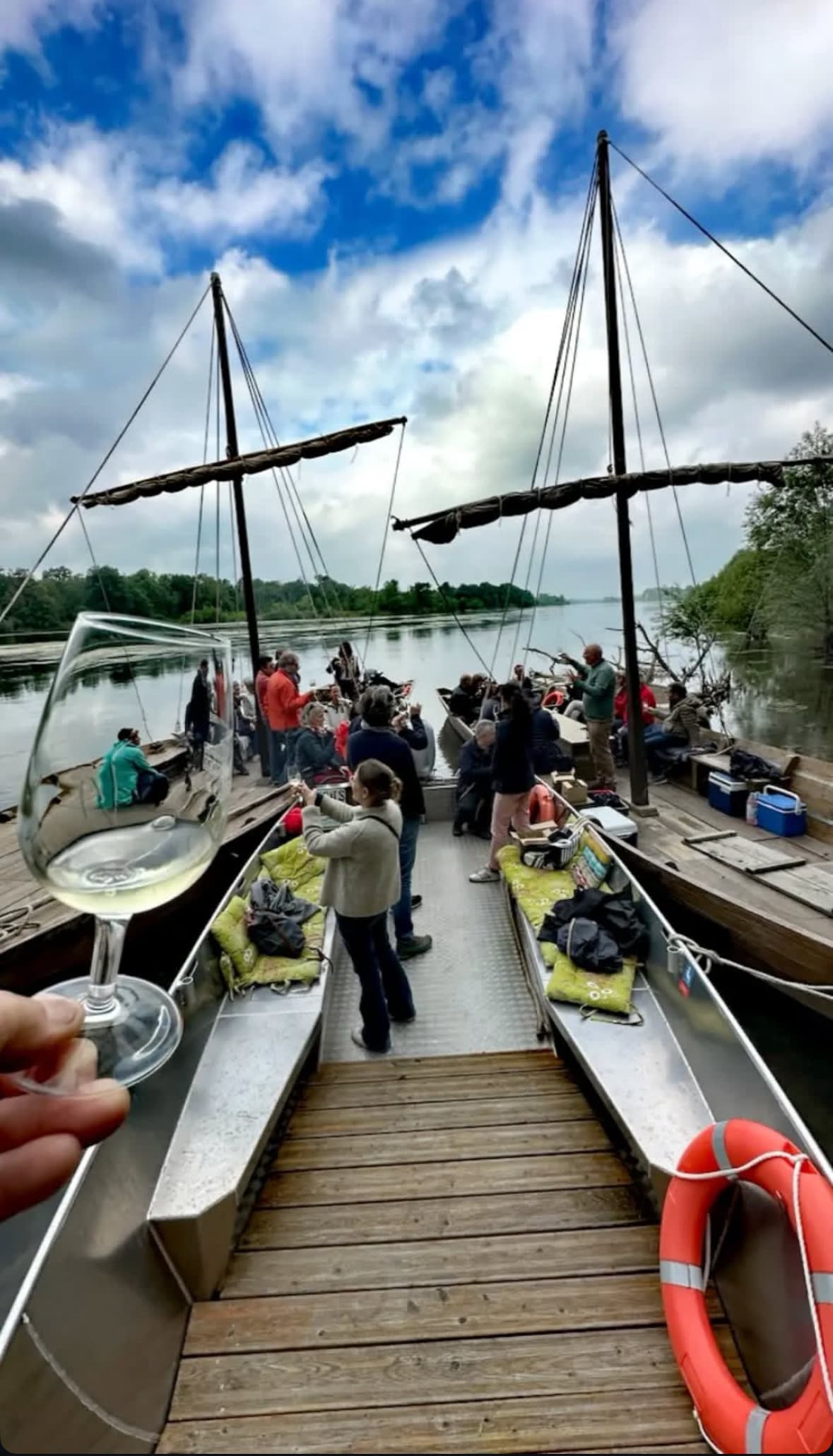 3 bateaux apero sur loire