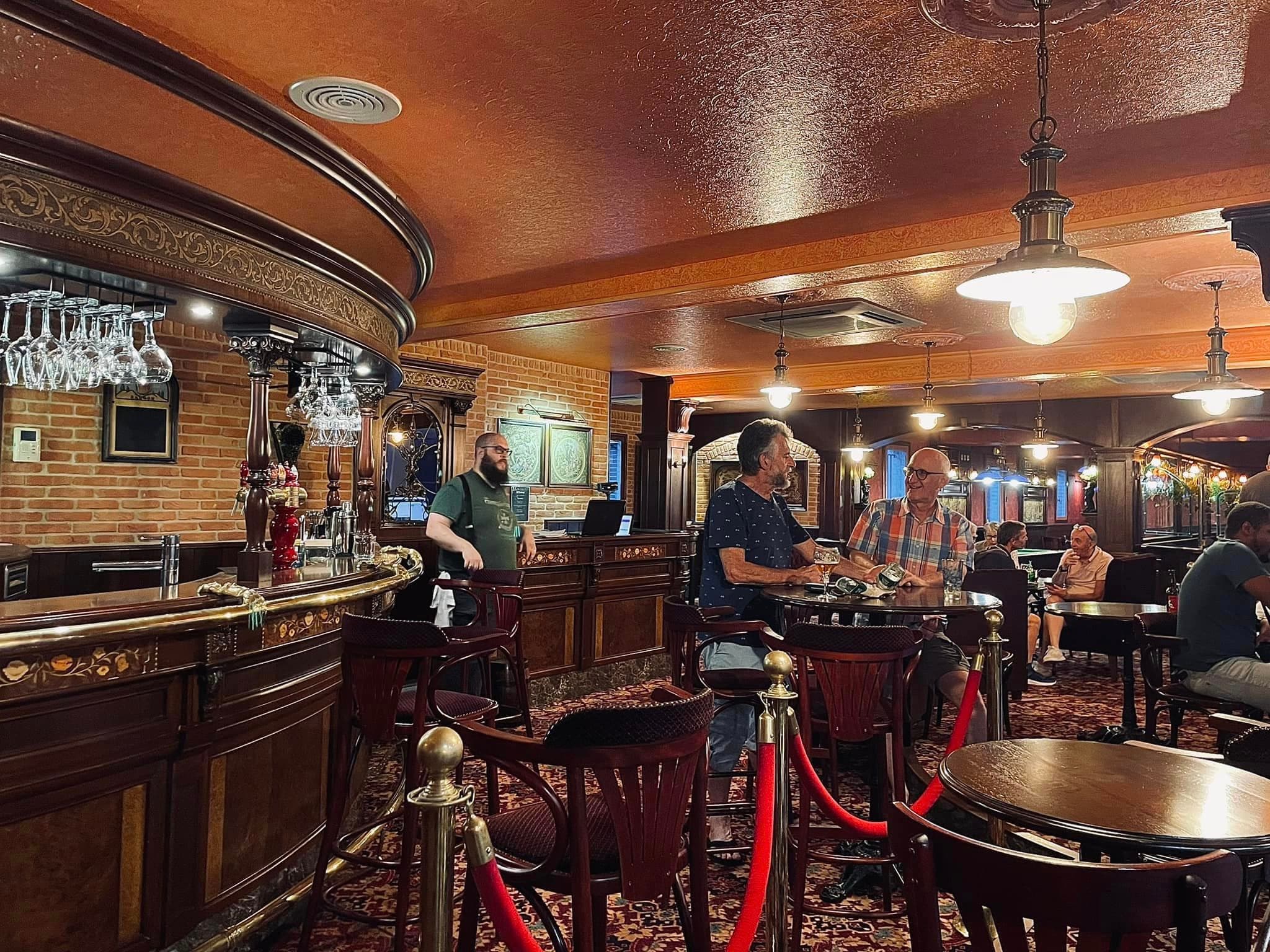 Bar complexe