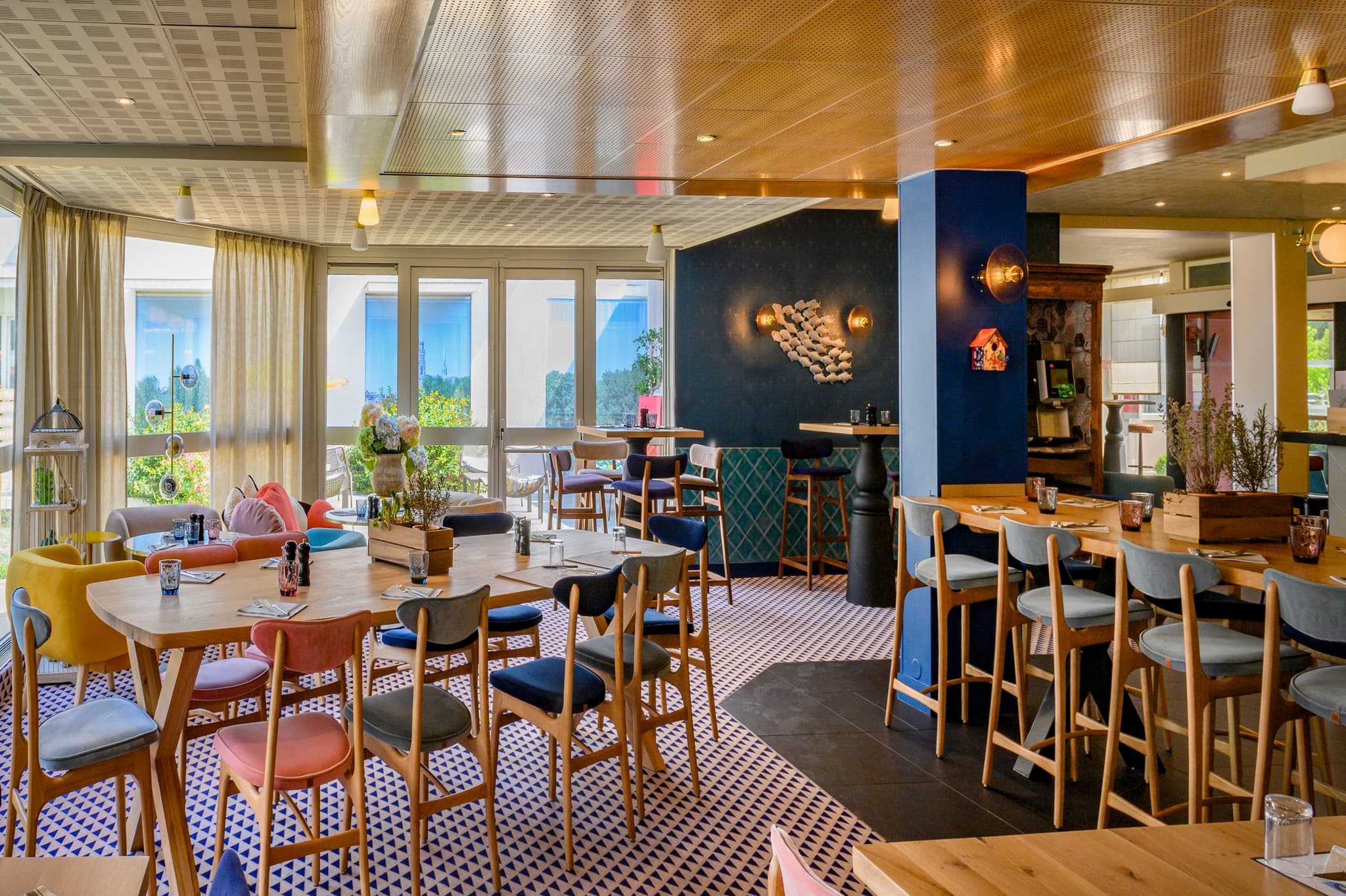 restaurant