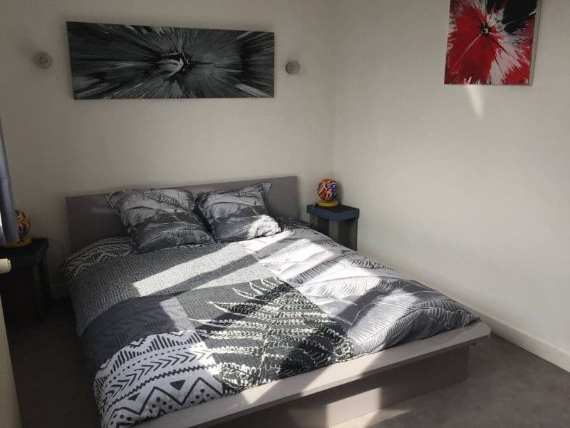 La maisonnée abstraite-7b71-45c8-bbde-587d31ae50d0