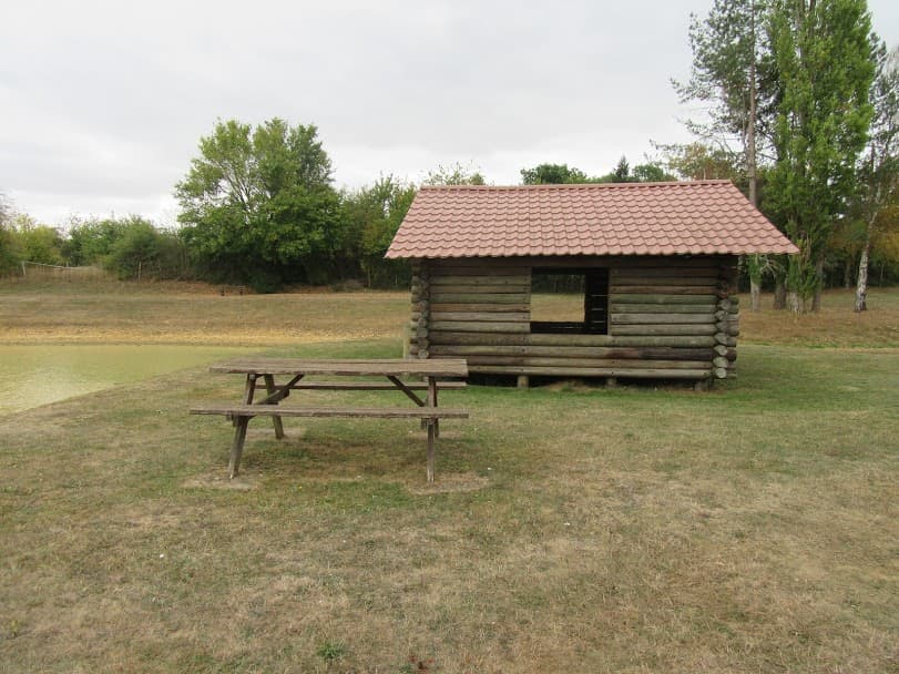 Aire pique niqueAillant-sur-Milleron
