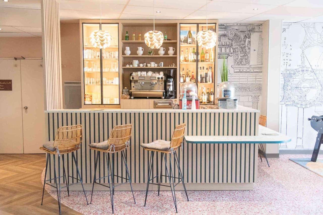 Bar Hôtel Ibis Styles Chinon