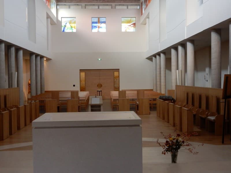 Monastère Notre-Dame du Calvaire à Bouzy-la-Forêt