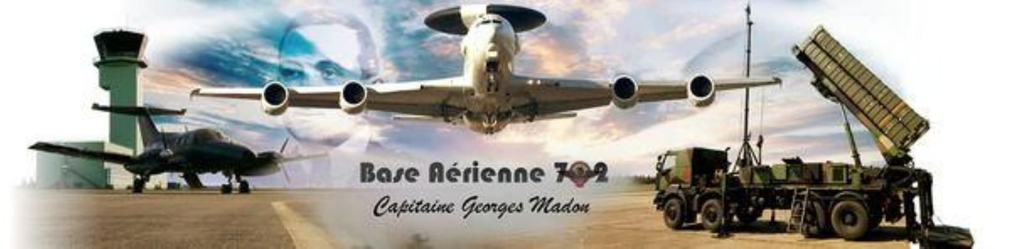 Base aérienne 702