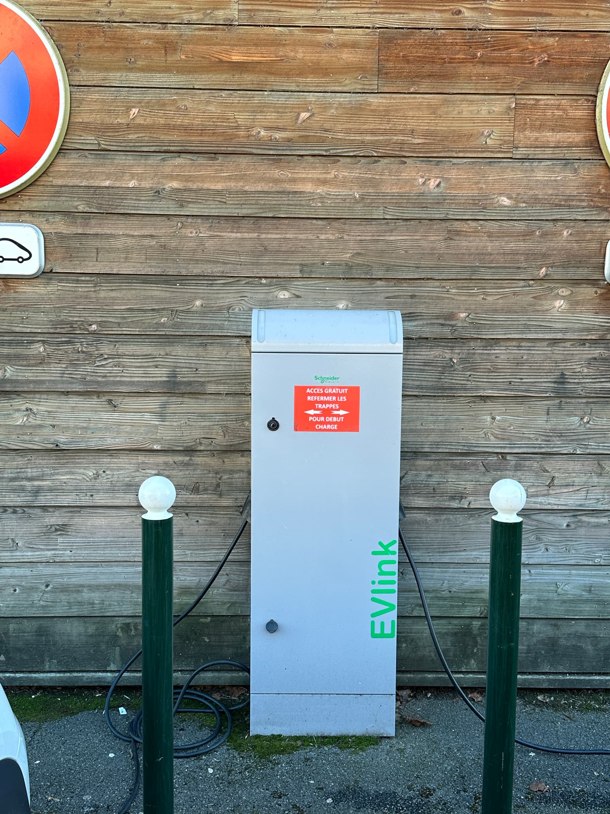 Briare- Borne électrique pour voiture
