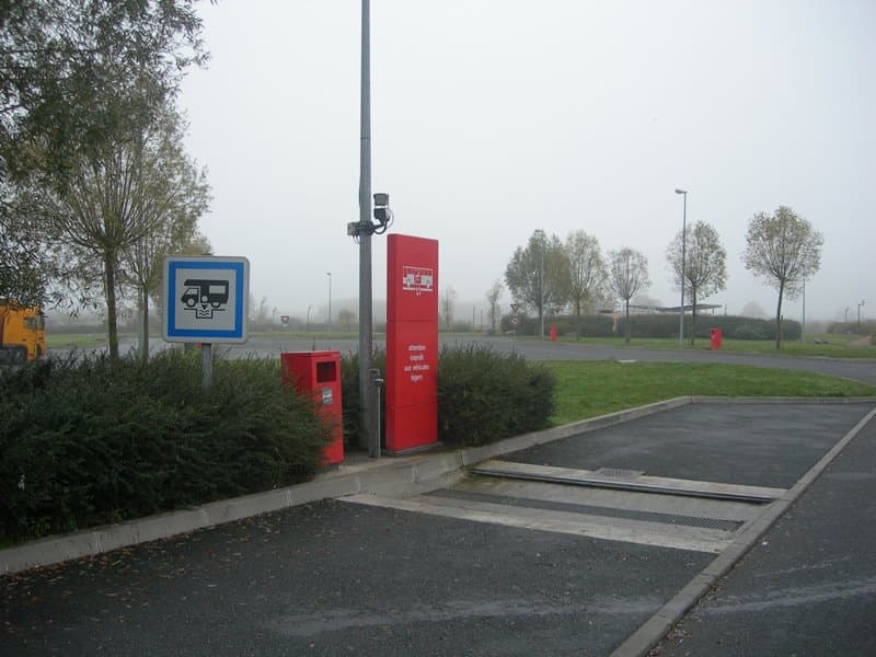 Borne de camping car Luant