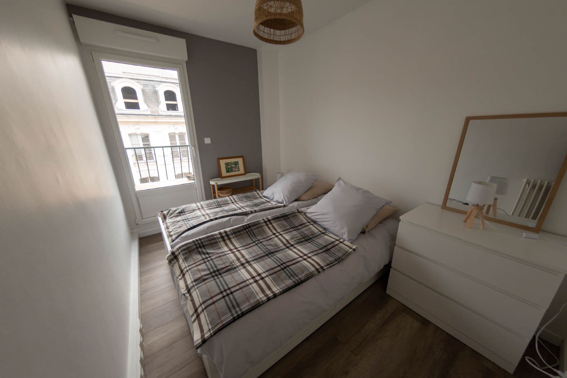 CHAMBRE 2 (3)