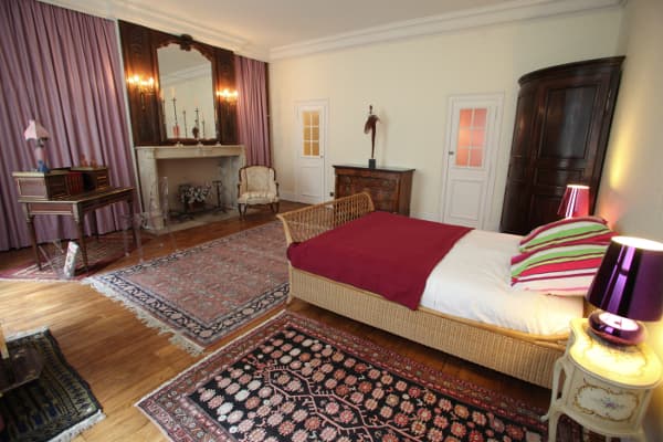 COEUR DE BOURGES CHAMBRE HANNA 2
