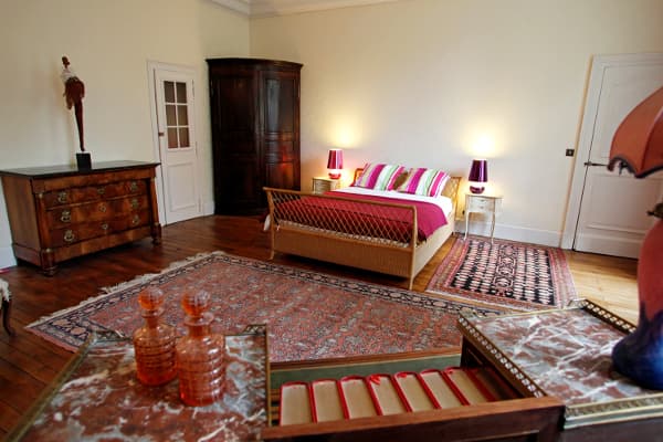 COEUR DE BOURGES CHAMBRE HANNA