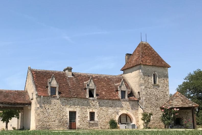 Restaurant-pierre-levée
