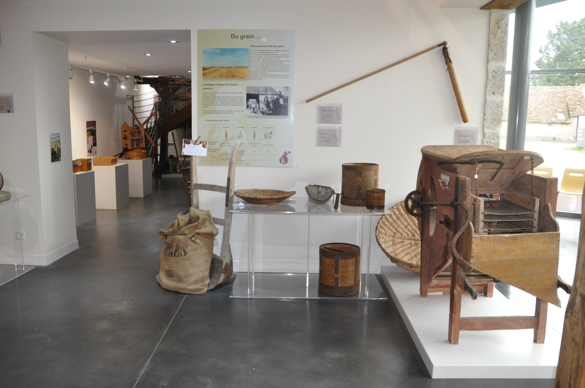 Intérieur de la Maison de la polyculture