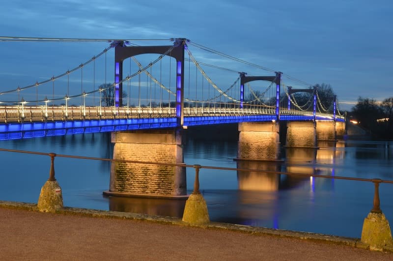 pont suspendu 2096