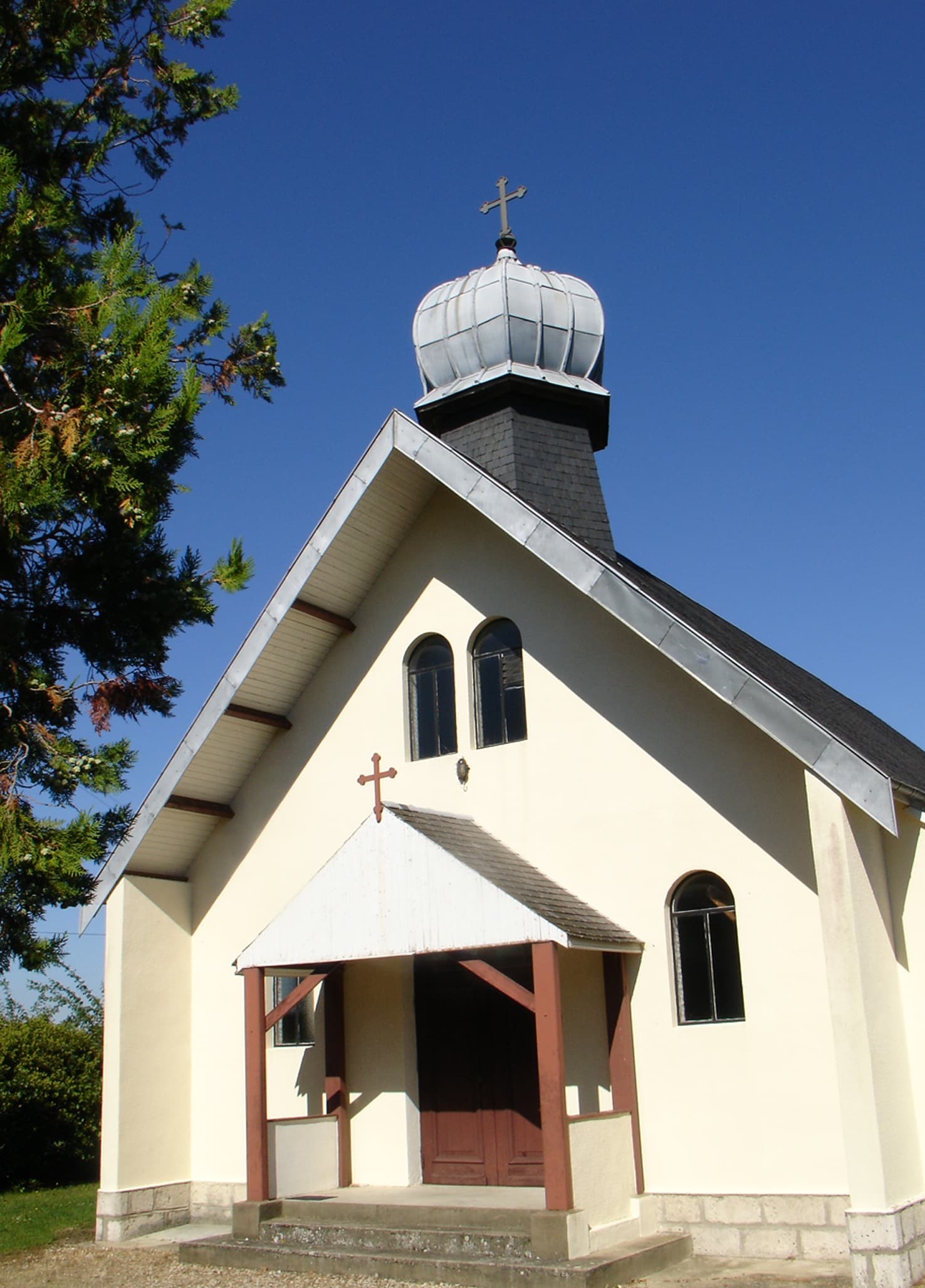Eglise Ste Olga Chalette
