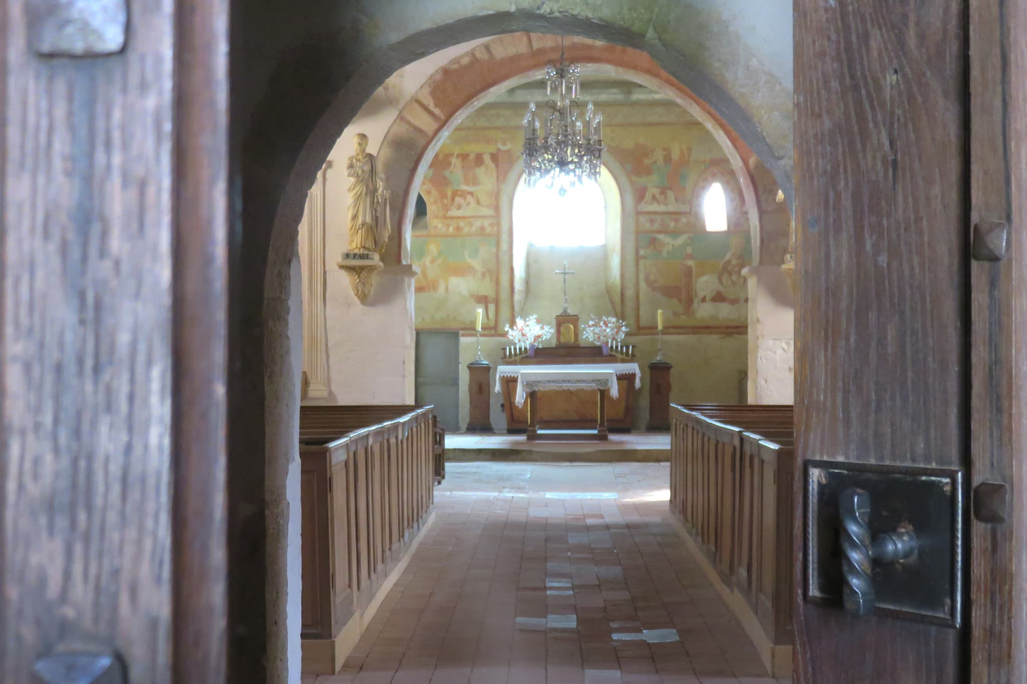 Eglise-Brinay-intérieur