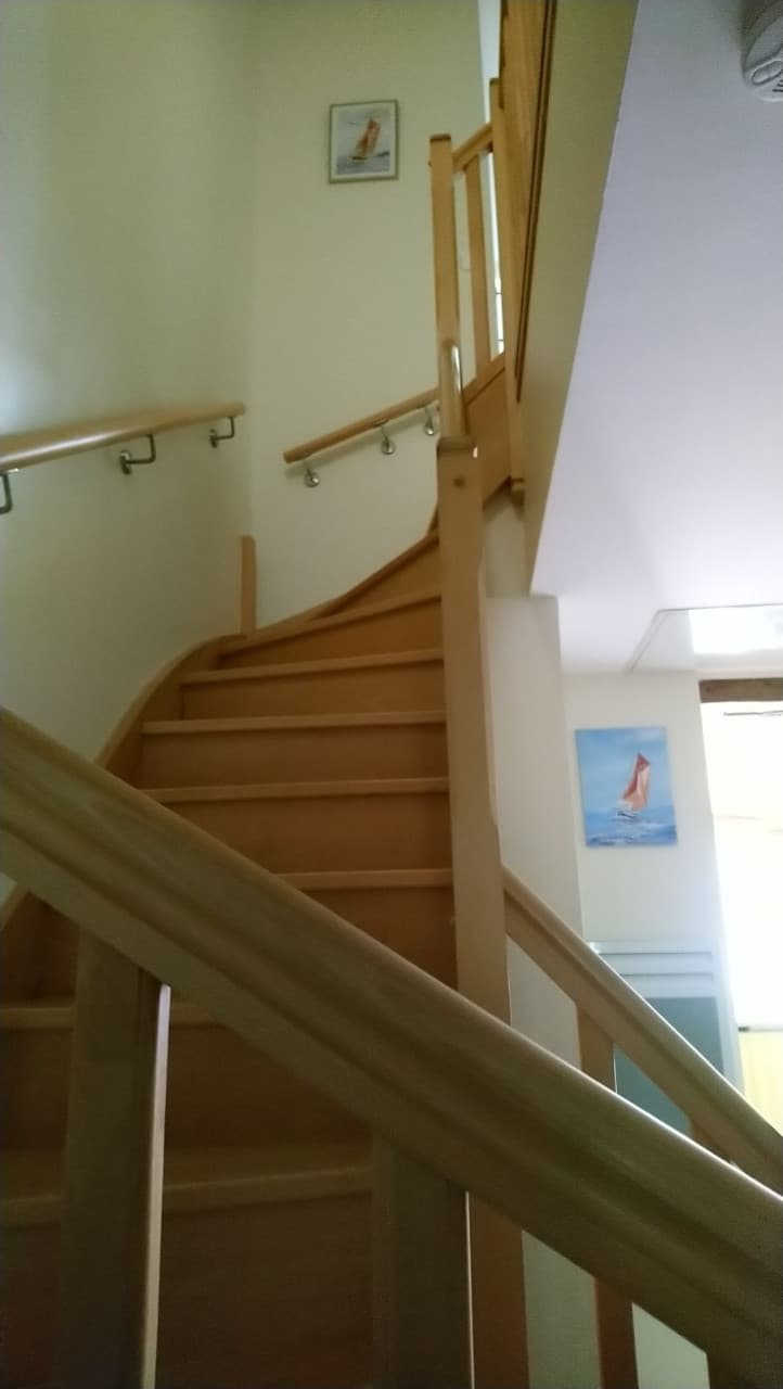 Escalier avec rampe