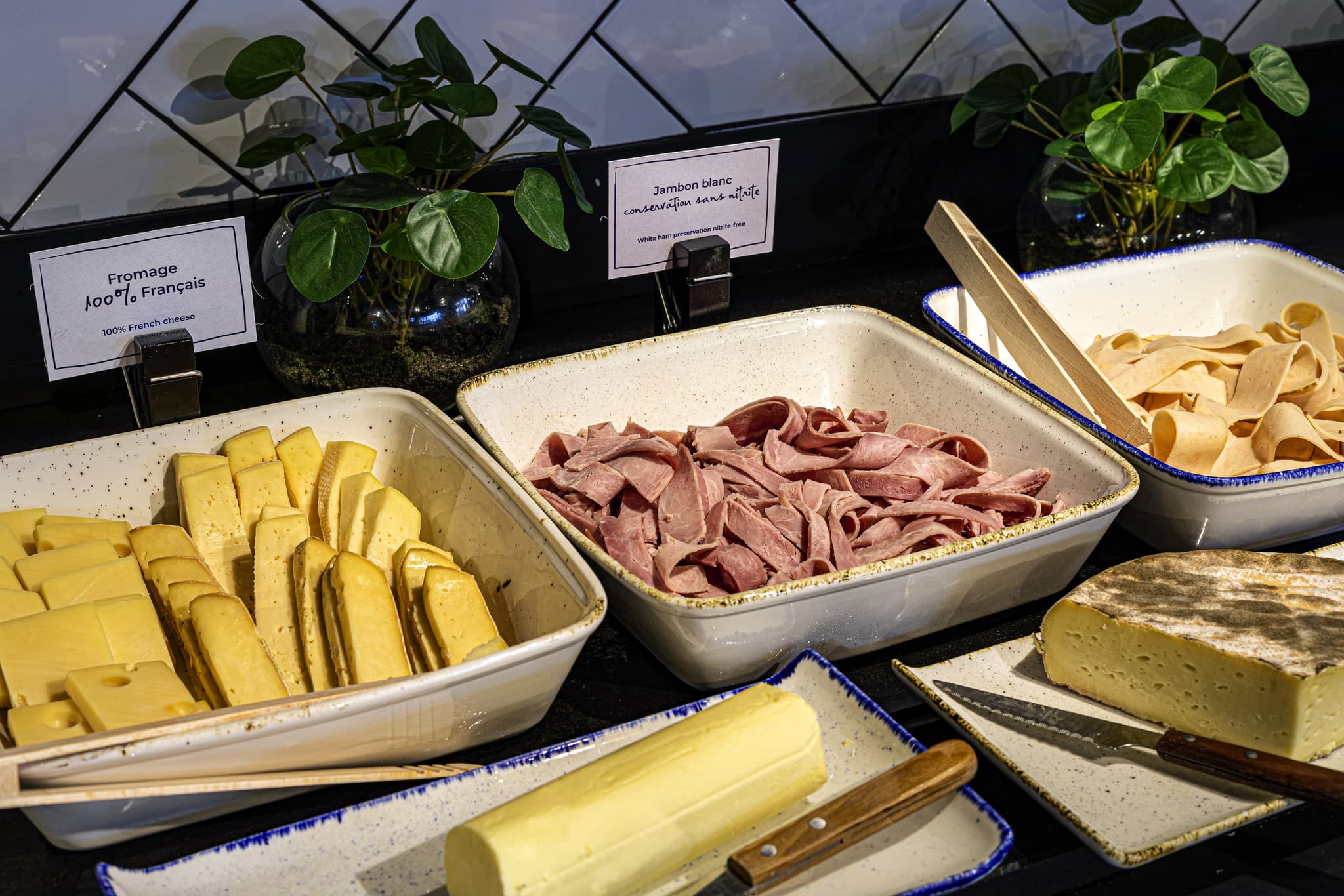 Buffet Petit Déjeuner Ibis Orléans Centre Gare