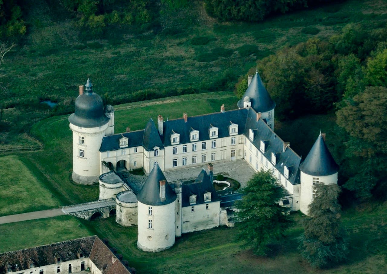 Chateau_du_Gue-Pean_Vue_aerienne