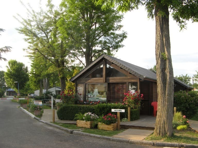 Gien_camping_touristique_05