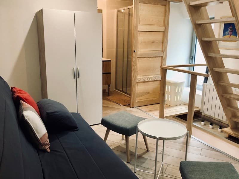 Gite-maisondepoupee-salon-loches-valdeloire