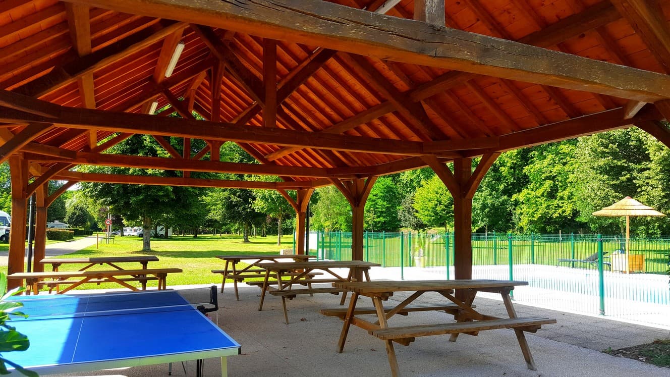 Briare - camping du Martinet -Halle du camping
