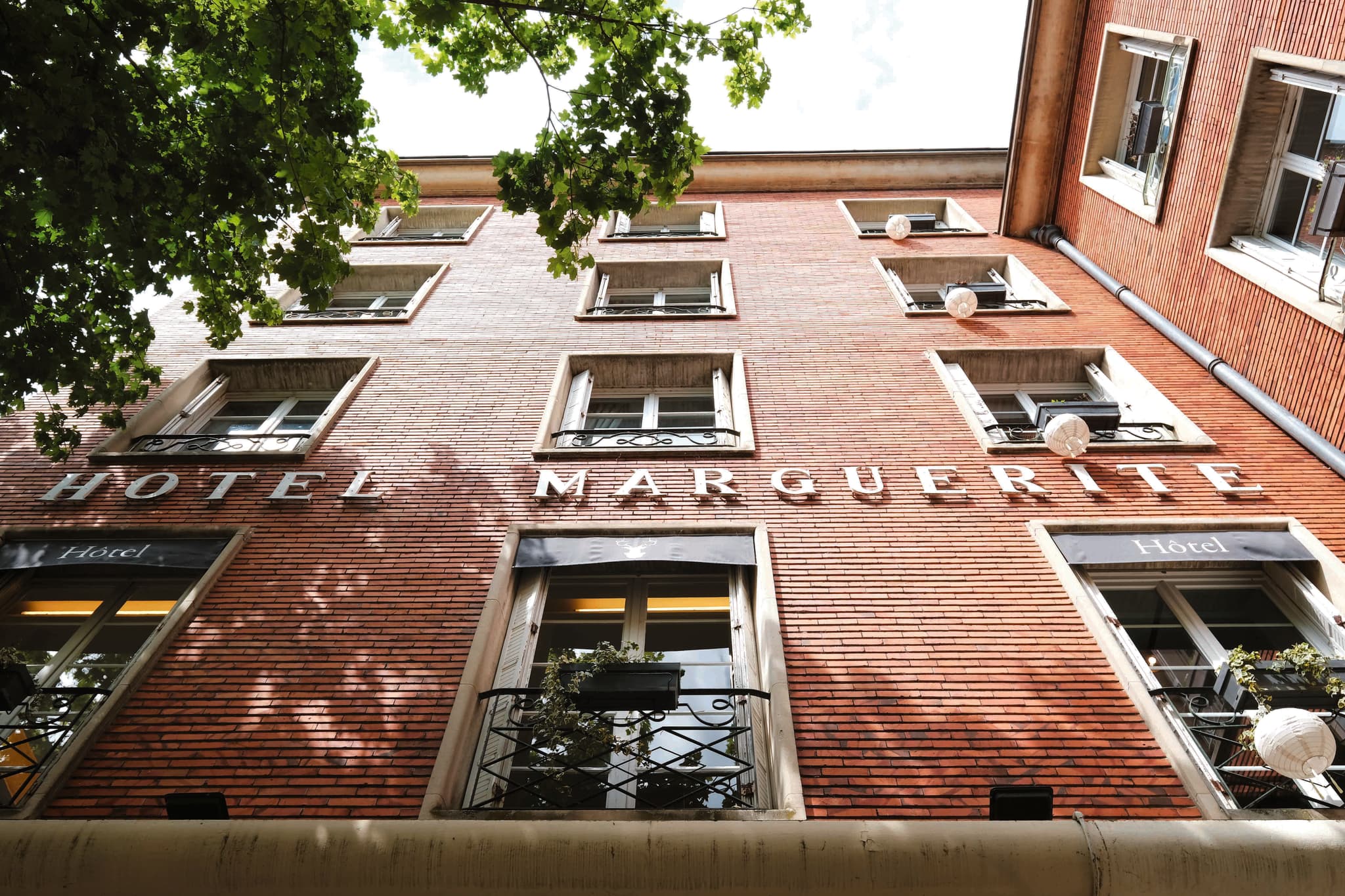 HOTEL MARGUERITE 16-2023