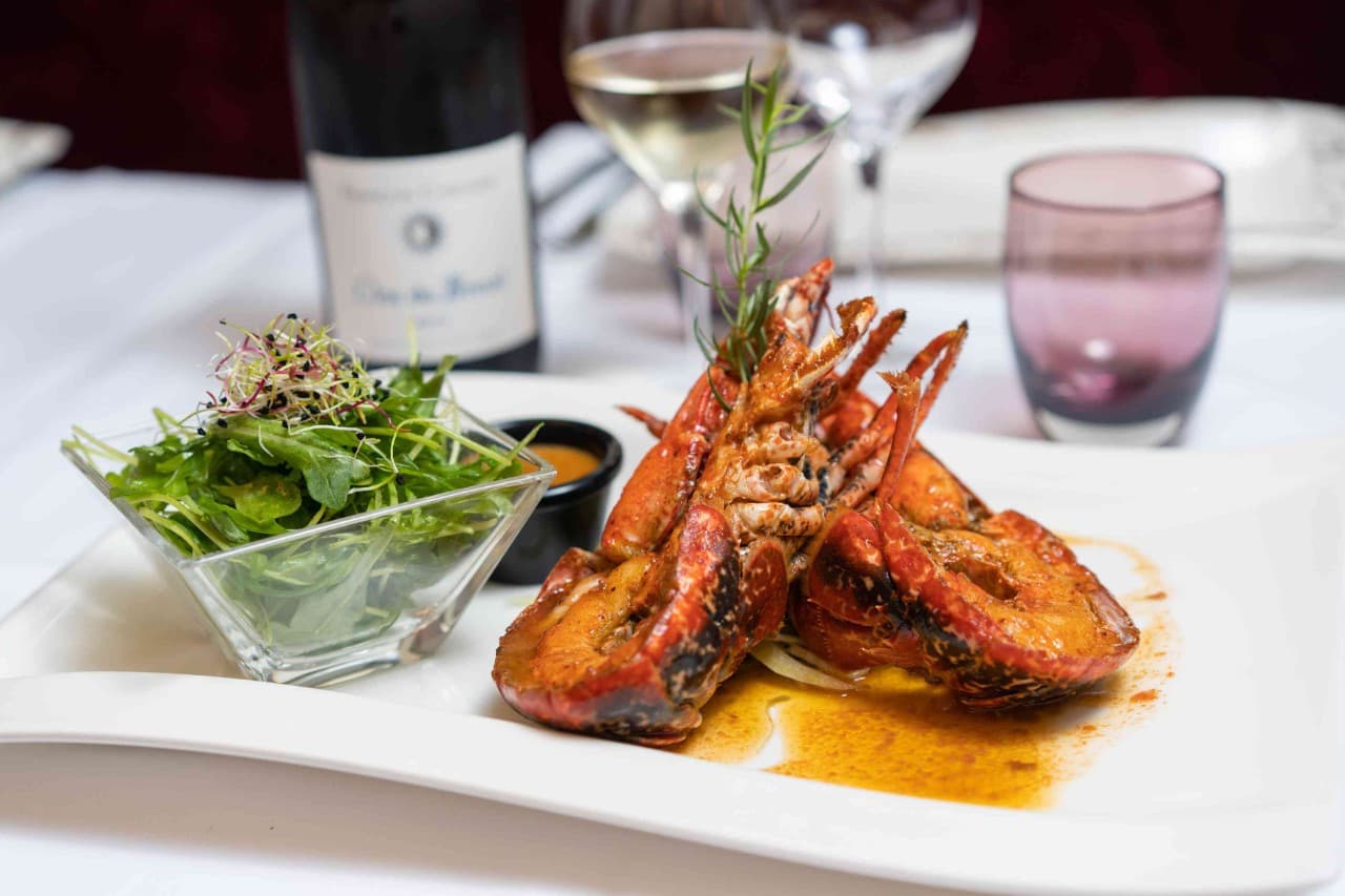 Homard rôti au beurre d'estragon
