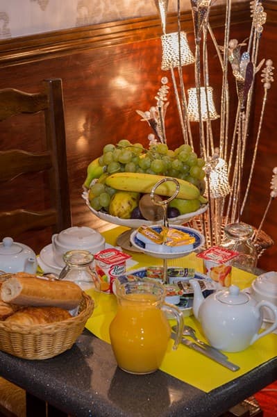 Hôtel Henri IV petit déjeuner