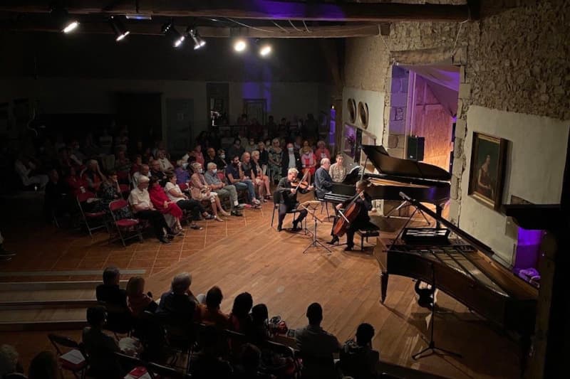 Grange aux pianos Chassignolles