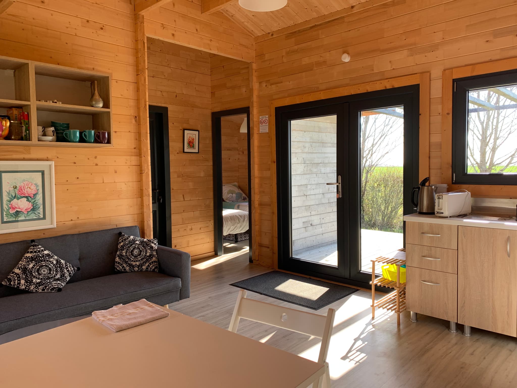 Salon lodge