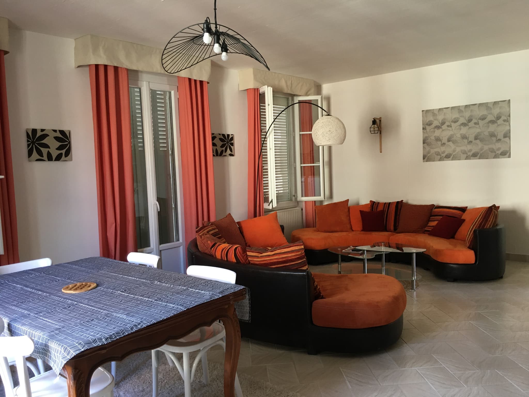 Cernoy en Berry - Gite grande rue -salon et salle à manger