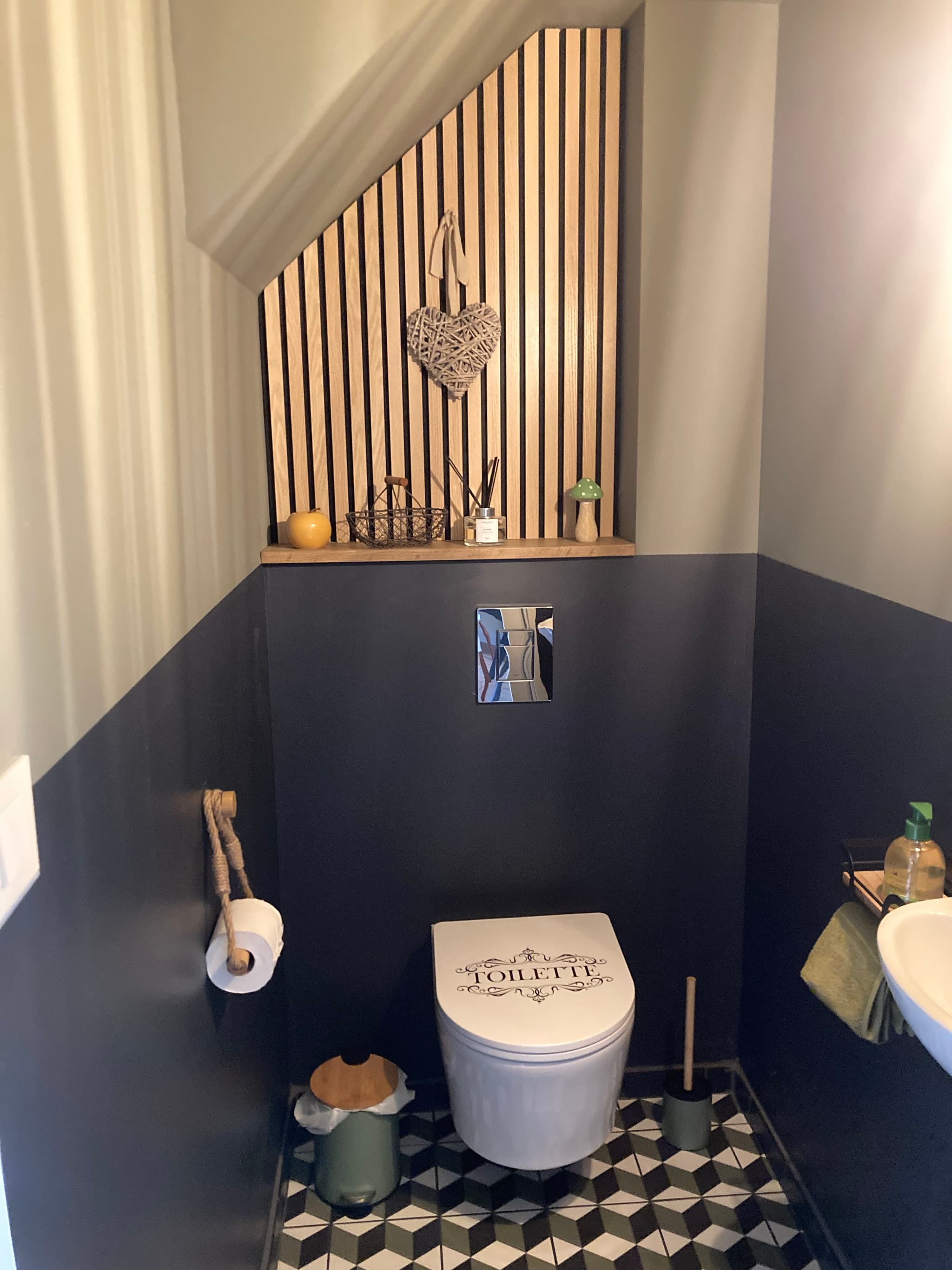 Toilettes - M66 - Aubigny-sur-Nère