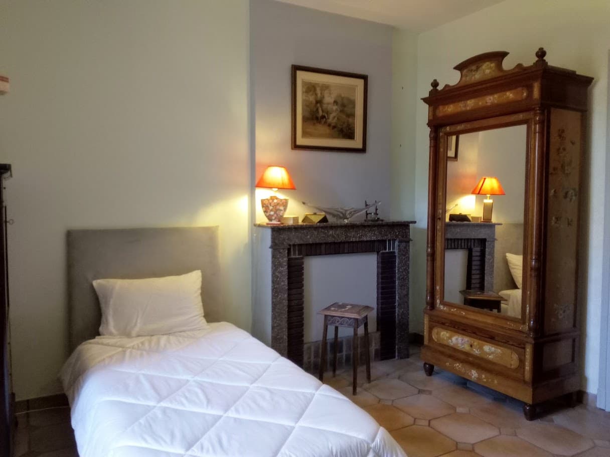 Chambre à deux lits du gite au Jardin de Grand-Père