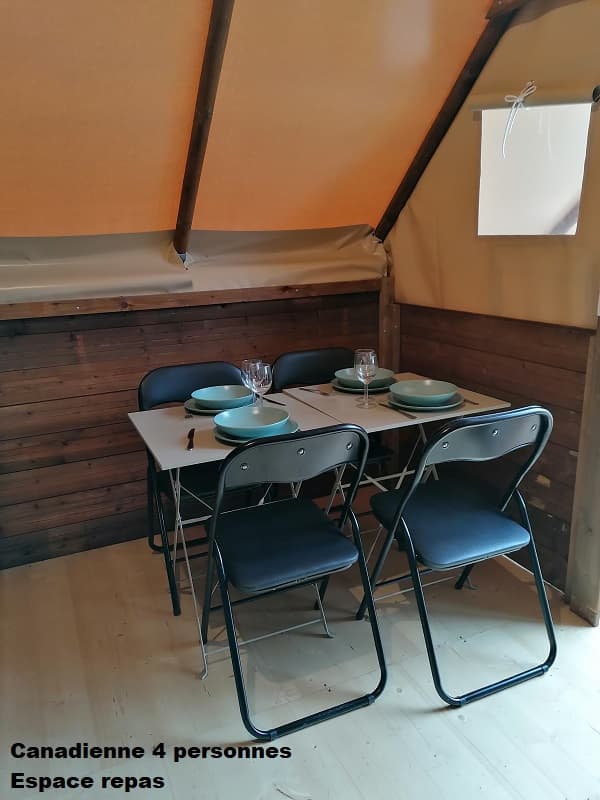Canadienne espace repas